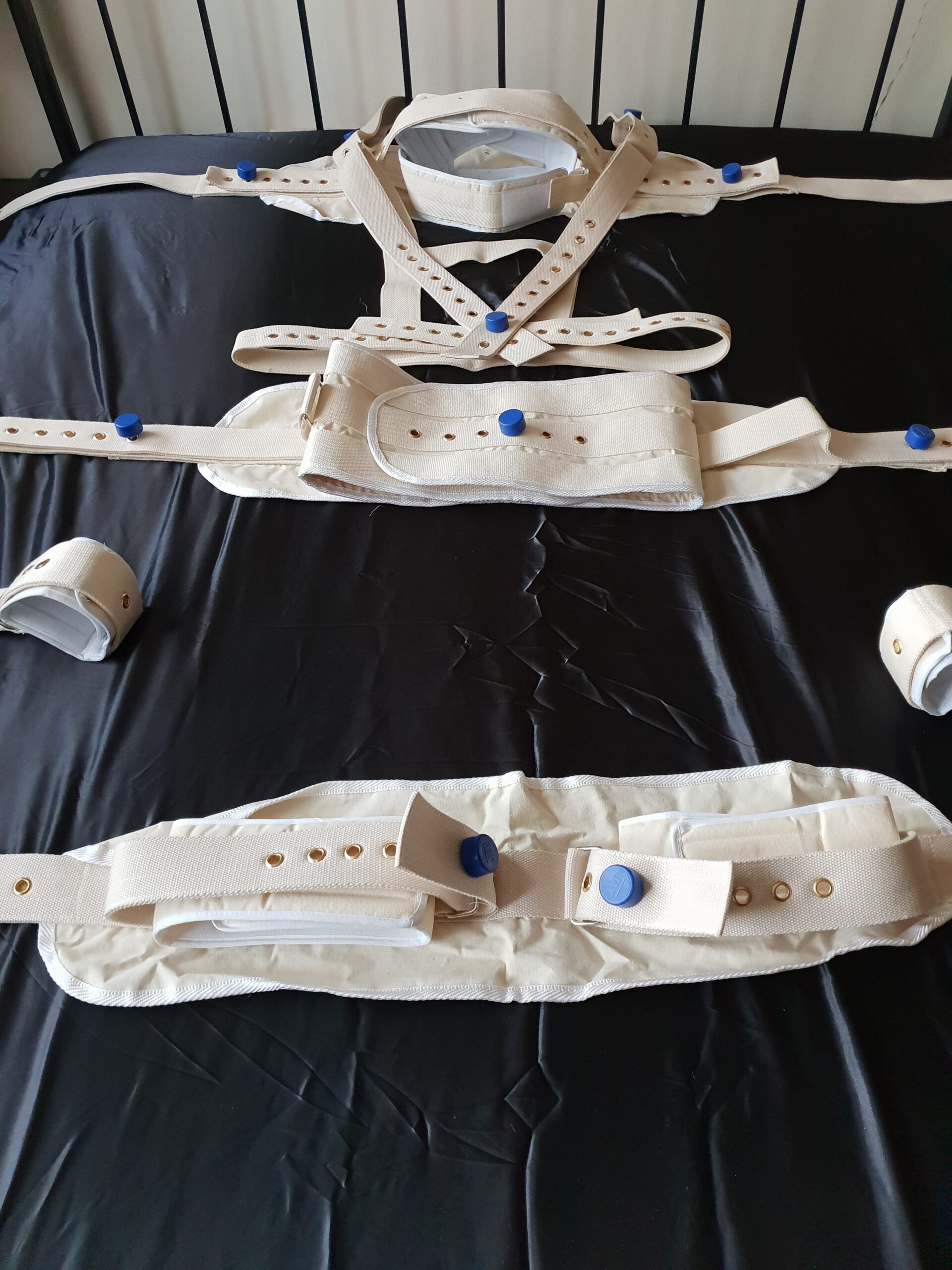 Medical Restraint Full Bed Set Rubberlog